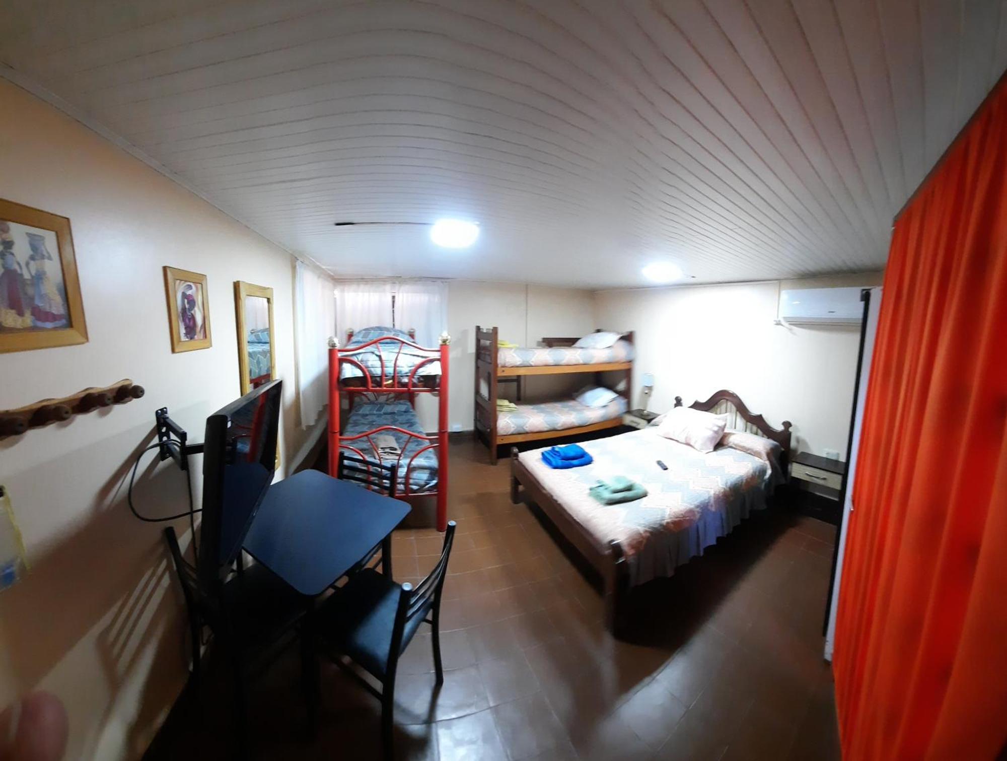 Bed and Breakfast La Rojarilla Сан-Мигель-де-Тукуман Экстерьер фото